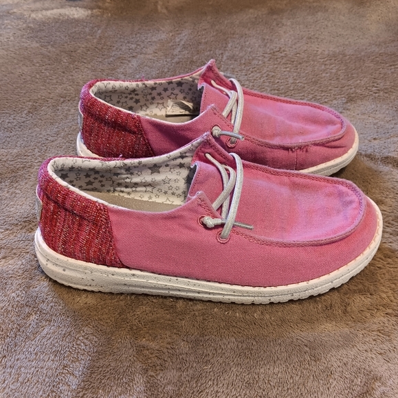 Girls Hey Dude Wendy size 2 - Picture 1 of 6